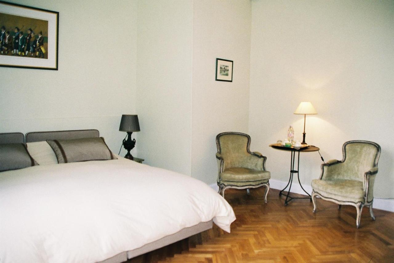 Bed and Breakfast Le Pavillon De Vallet Ате-сюр-Шер Экстерьер фото